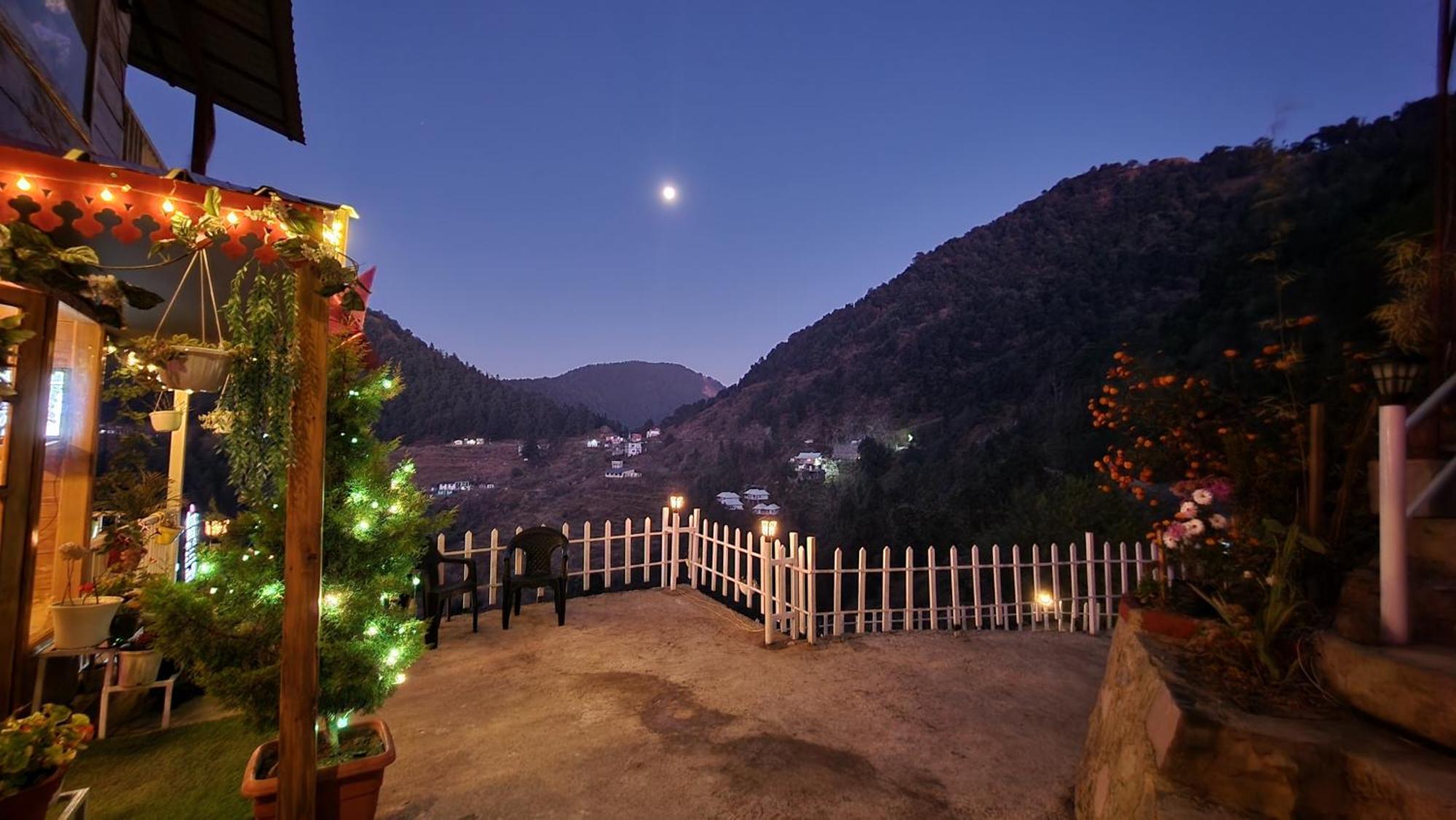 Hotel The Mystic Pines Nainital Exterior foto