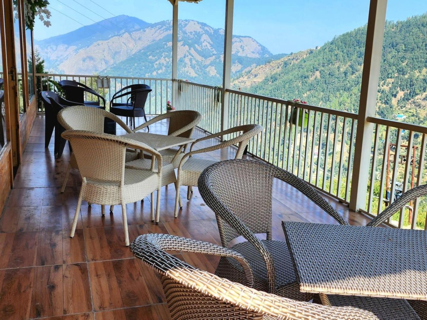 Hotel The Mystic Pines Nainital Exterior foto