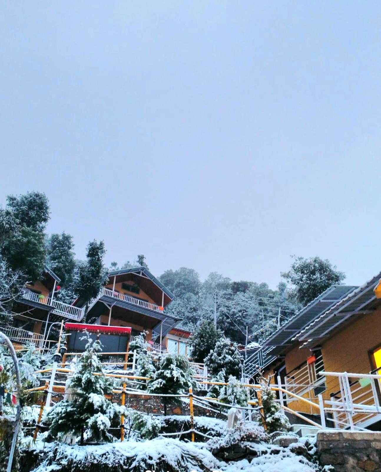 Hotel The Mystic Pines Nainital Exterior foto